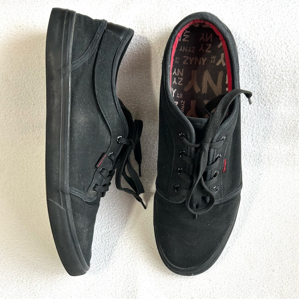 Zoo York Men’s Canvas Skate Shoes Black Sneakers Lace-up